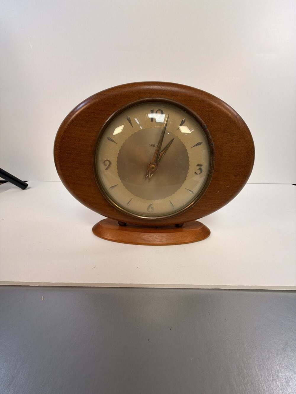 Vintage Smiths Great Britain Mechanical Wooden Mantel Clock